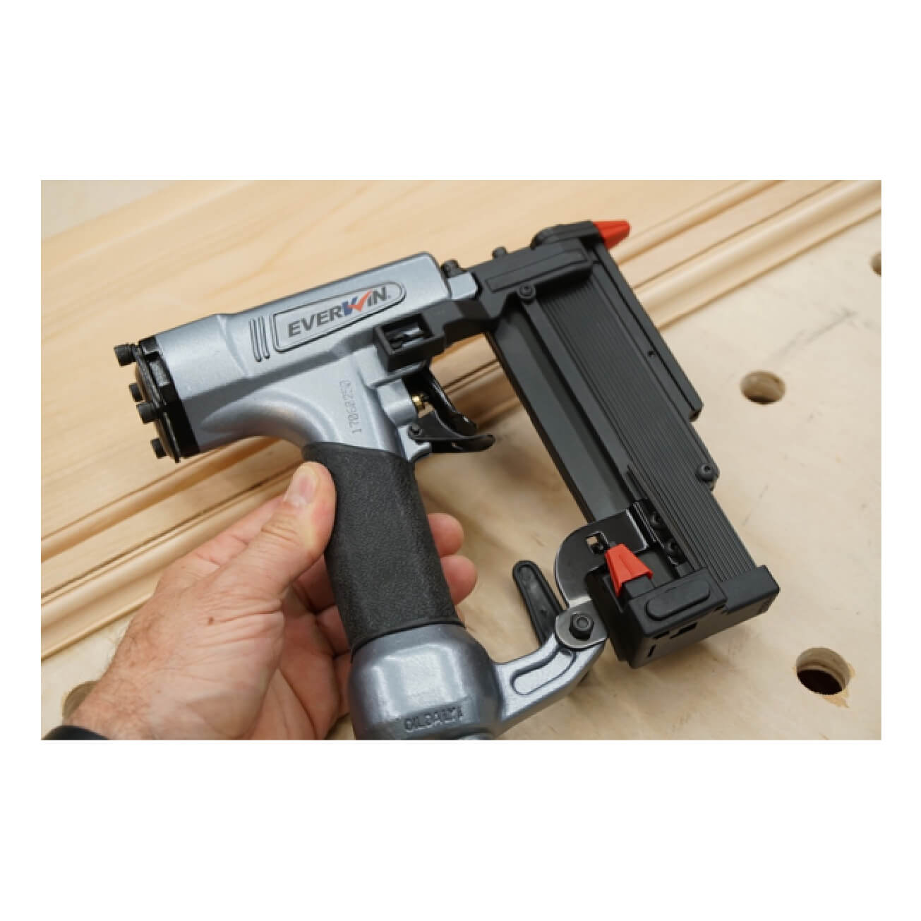 EVERWIN® P650 Pin Nailer Review by Tool Box Buzz